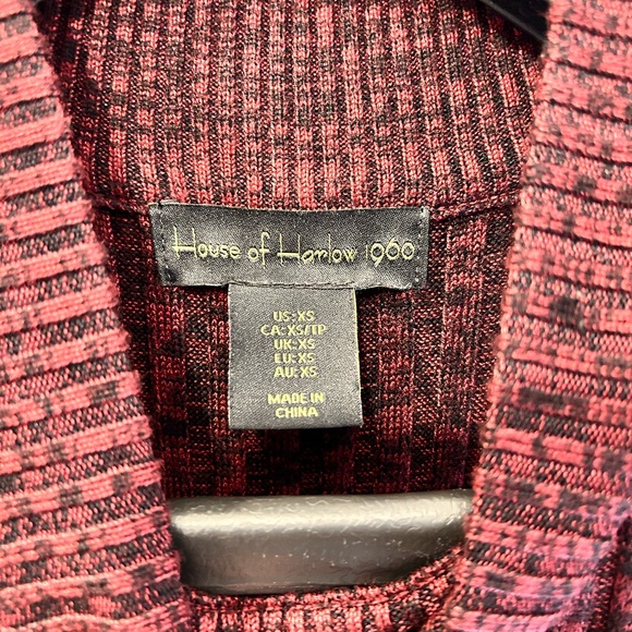 NWOT House of Harlow 1960 women’s maroon knit dress and is ankle length size XS - Picture 3 of 7